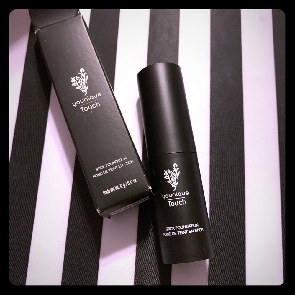 Younique Stick Foundation- Organza